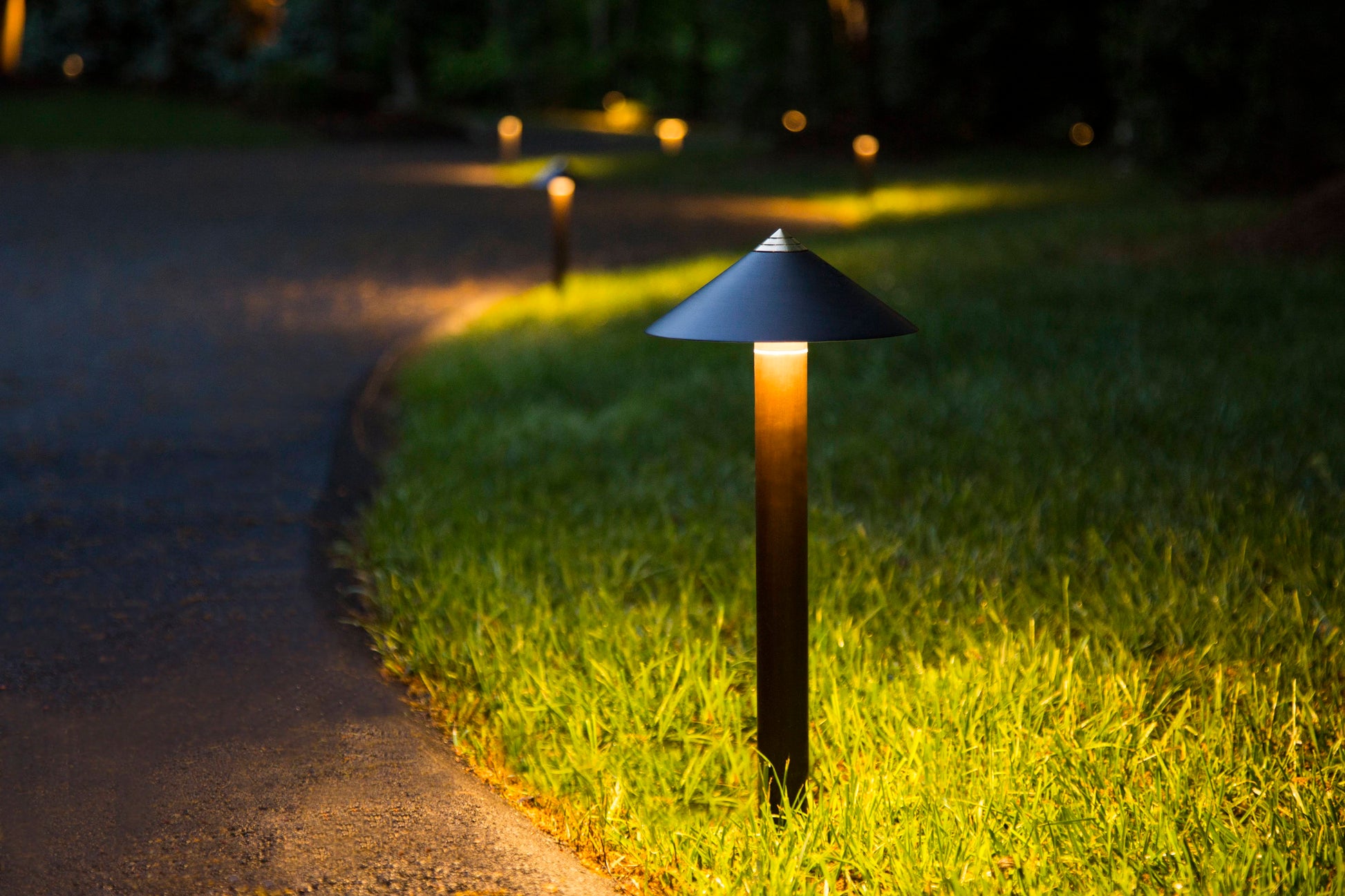 SL07P Pinnacle Path Light